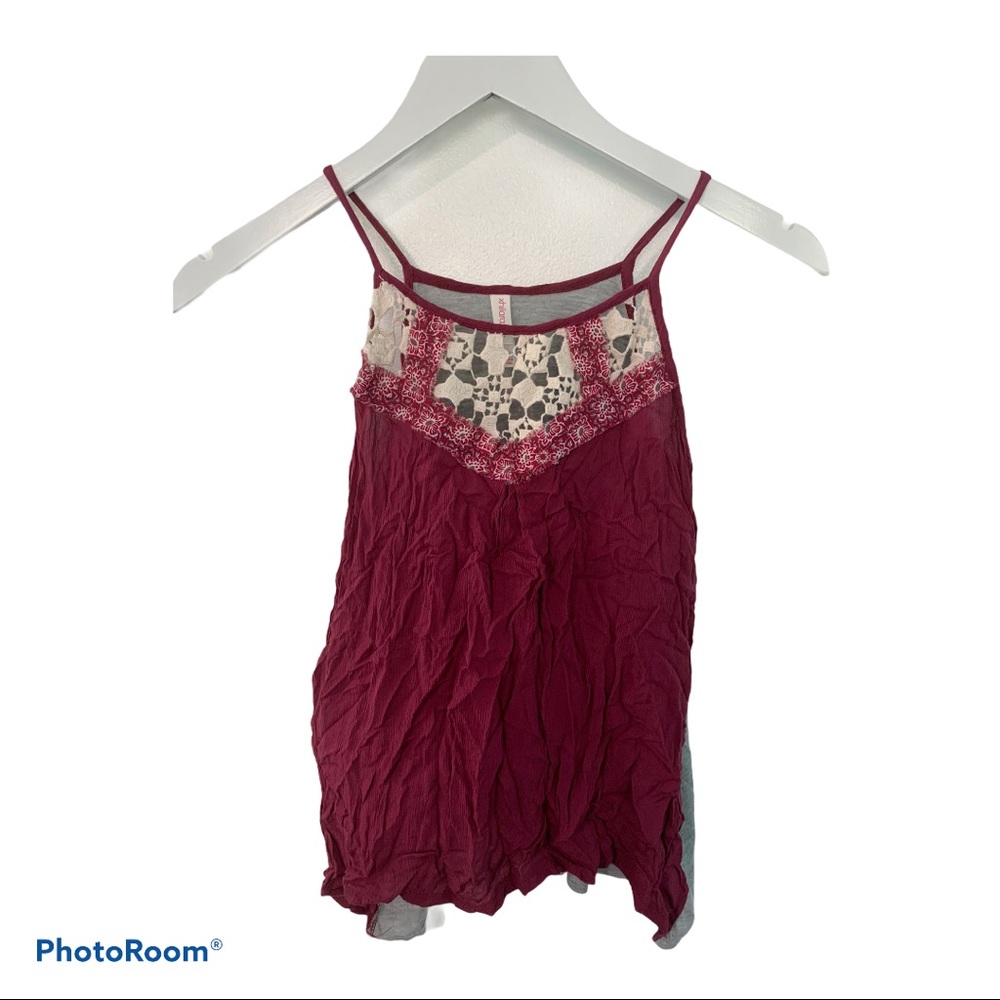 XHILARATION woven lace tank